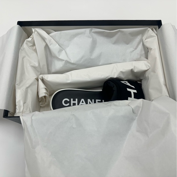 CHANEL Logo Heeled Slide Sandals in Black/White - Picture 5 of 14